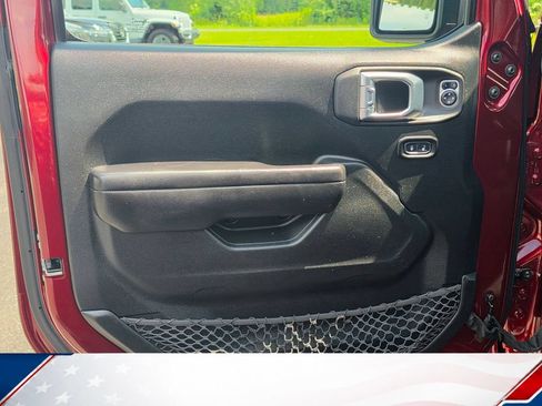 Used 2021 Jeep Wrangler Unlimited Sport AWD/4WD image 13