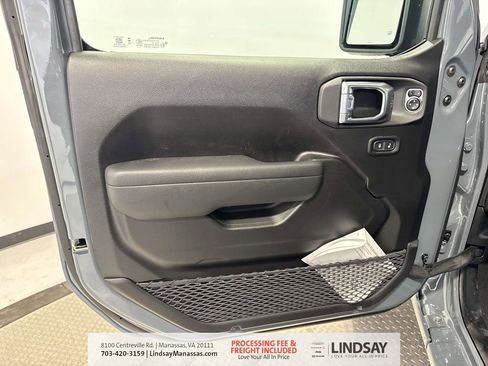 New 2026 Jeep Gladiator Sport image 16