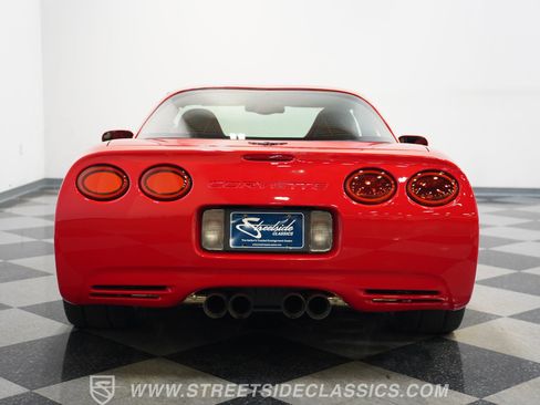 Used 2001 Chevrolet Corvette Coupe w/ Preferred Equipment Group2 image 24
