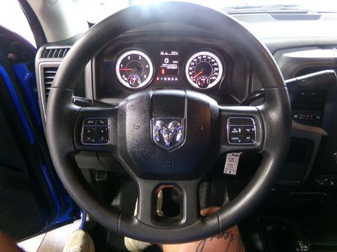 Used 2014 RAM 2500 Tradesman w/ Chrome Appearance Group image 10