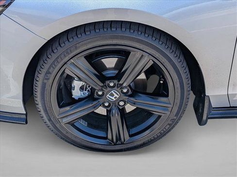 Used 2024 Honda Accord Sport image 27