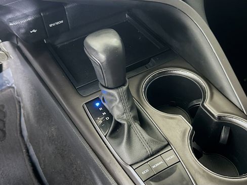 Used 2023 Toyota Camry SE FWD image 20