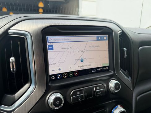 Used 2020 GMC Sierra 1500 Denali w/ Technology Package AWD/4WD image 19