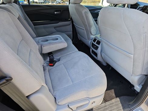 Used 2019 Honda Pilot EX image 12