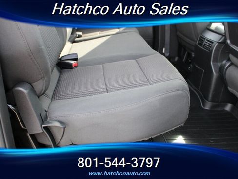 Used 2014 Nissan Titan SV w/ SV Value Truck Package AWD/4WD image 21