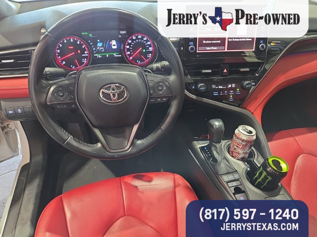 Used 2021 Toyota Camry XSE FWD image 9