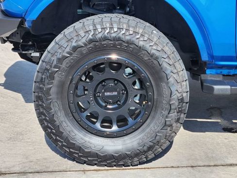 Used 2023 Ford Bronco Outer Banks AWD/4WD image 11