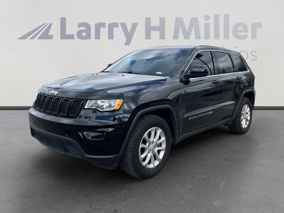 Used 2022 Jeep Grand Cherokee Laredo E
