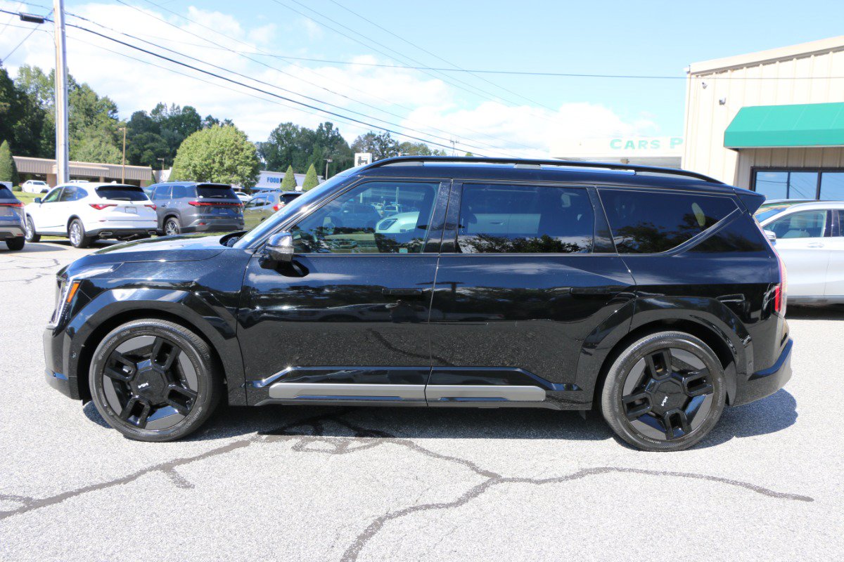 Used 2024 Kia EV9 GT-Line AWD/4WD image 2