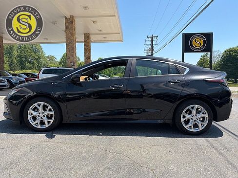 Used 2016 Chevrolet Volt Premier w/ Driver Confidence Package FWD image 3