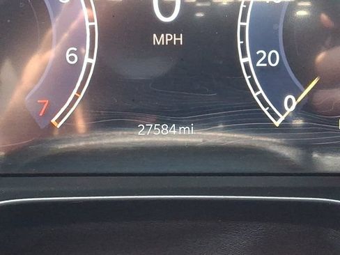 Certified 2023 Jeep Grand Cherokee Altitude AWD/4WD image 25