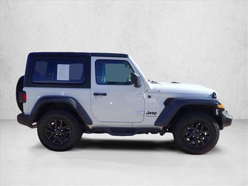 Used 2023 Jeep Wrangler Sport S image 5