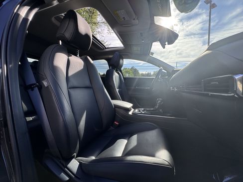 Certified 2023 MAZDA CX-30 AWD 2.5 S w/ Premium Package image 13