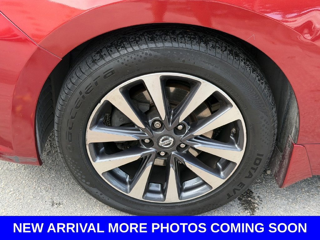 Used 2016 Nissan Altima 2.5 SV w/ Convenience Package FWD image 11