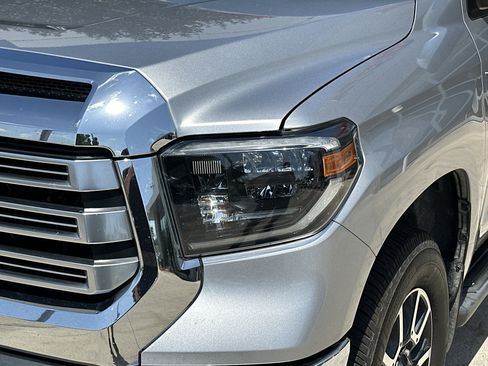 Used 2020 Toyota Tundra Limited AWD/4WD image 11
