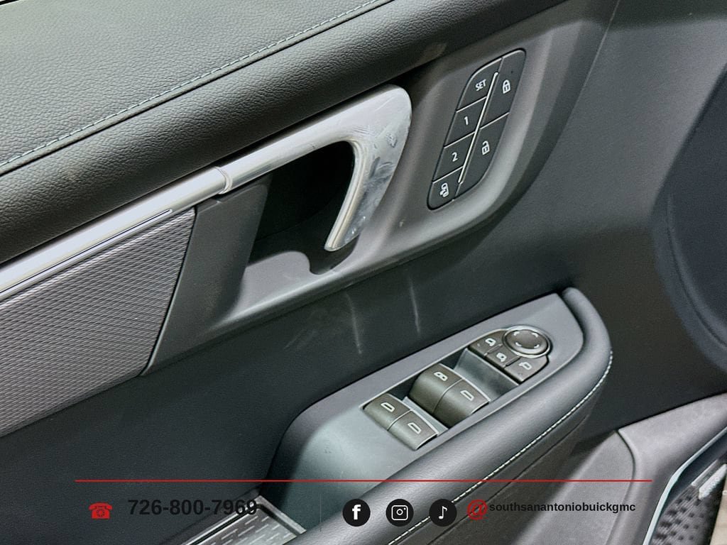 New 2026 Buick Enclave Sport Touring w/ Power Package FWD image 21