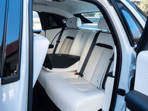 Used 2021 Rolls-Royce Ghost AWD/4WD image 52