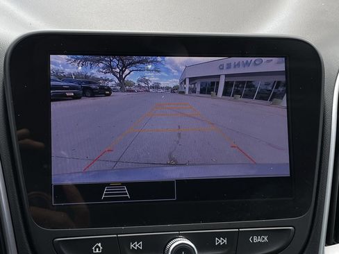 Used 2024 Chevrolet Malibu LT image 17