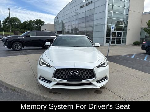 Used 2018 INFINITI Q60 3.0t Luxe w/ Sensory Package 3.0T Luxe AWD/4WD image 13