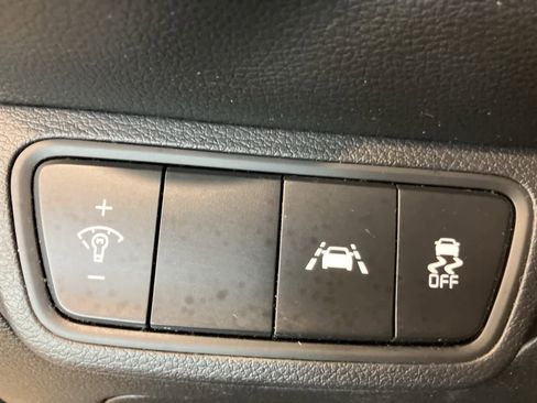 Used 2021 Kia Forte LXS image 13