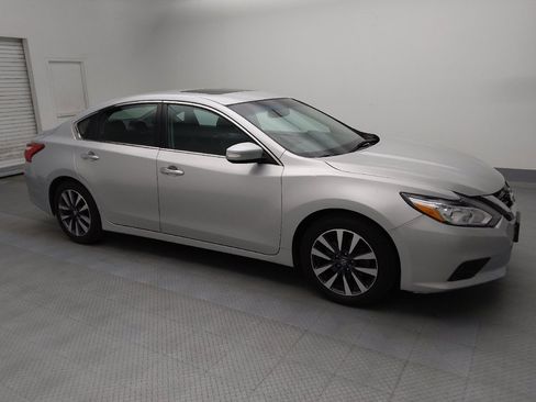 Used 2017 Nissan Altima 2.5 SL image 11