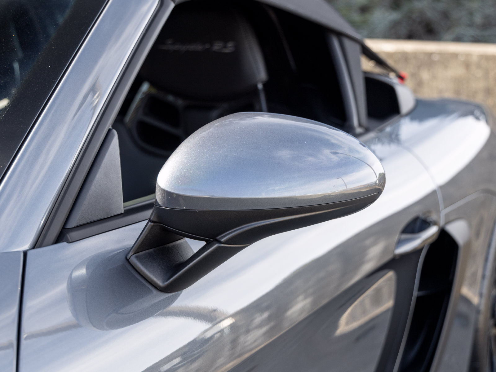Certified 2025 Porsche 718 Boxster Spyder RS RWD image 21