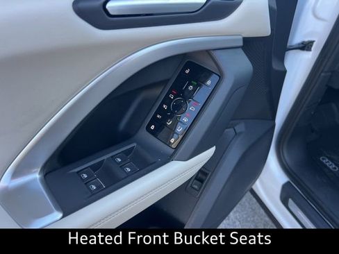 New 2025 Audi Q5 Premium image 16