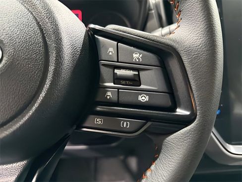 Certified 2025 Subaru Crosstrek 2.5i Limited w/ Popular Package #4A image 17