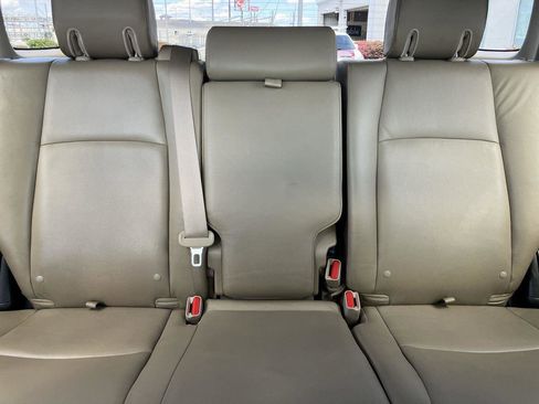 Used 2013 Toyota 4Runner Limited image 35