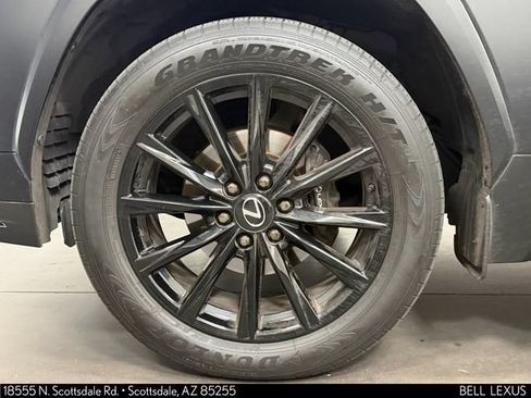 Used 2025 Lexus LX 600 F Sport w/ Accessory Package (2T) AWD/4WD image 10
