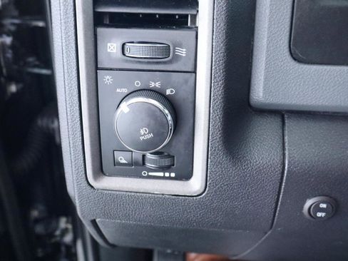 Used 2017 RAM 1500 Express w/ Black Ram 1500 Express Group RWD image 24