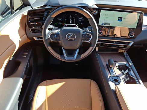 New 2026 Lexus RX 450h AWD image 7