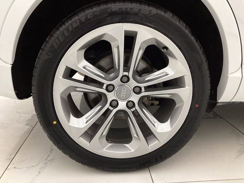 Used 2018 Audi Q3 2.0T Premium Plus w/ Premium Plus Package image 51