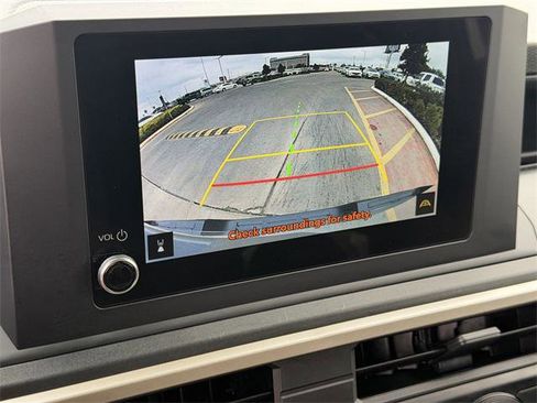 Certified 2025 Toyota Tacoma SR image 16