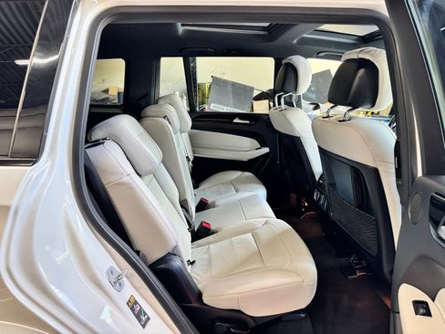 Used 2017 Mercedes-Benz GLS 550 4MATIC w/ Driver Assistance Package image 39