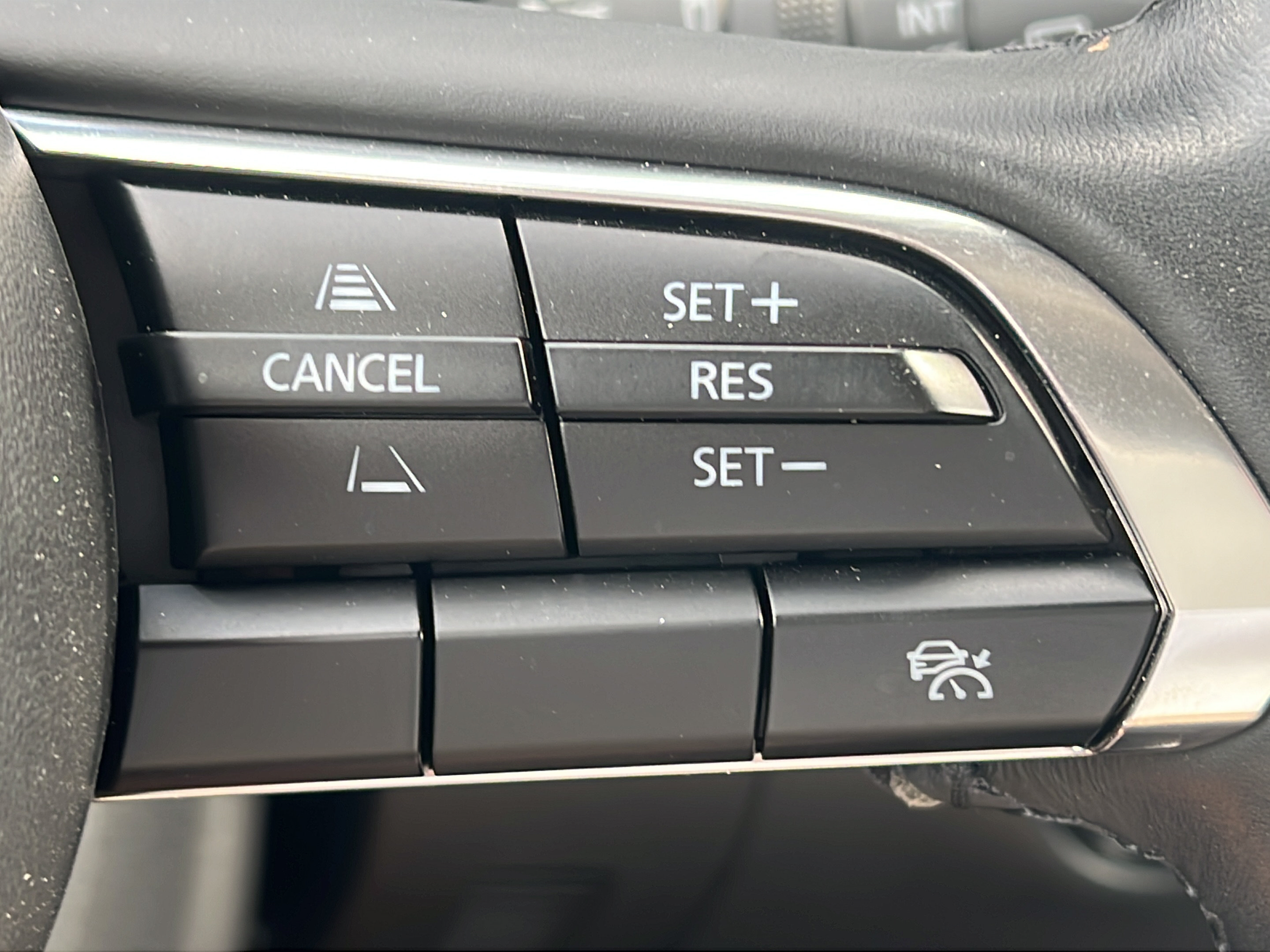 Certified 2024 MAZDA CX-30 AWD 2.5 S w/ Preferred Package image 31