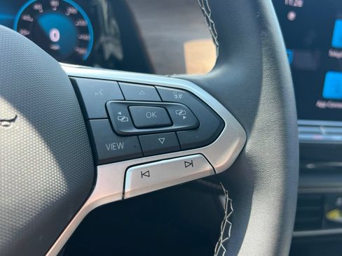 Used 2024 Volkswagen Atlas SE FWD image 20