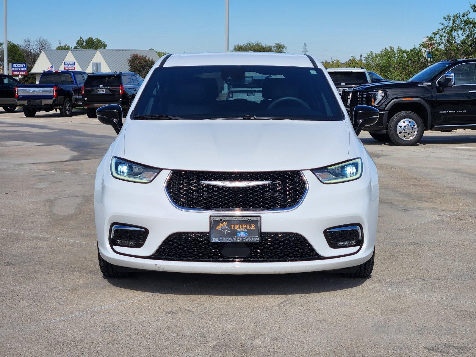 Used 2025 Chrysler Pacifica Select FWD image 6