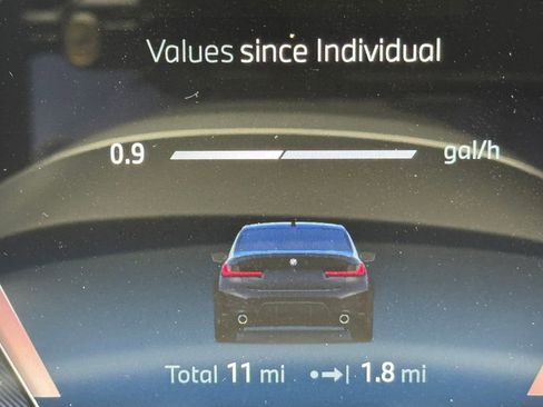 New 2026 BMW 330i xDrive Sedan w/ M Sport Package AWD/4WD image 17