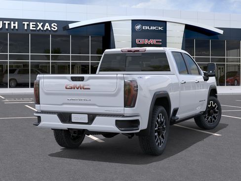 New 2026 GMC Sierra 2500 Denali Ultimate AWD/4WD image 4