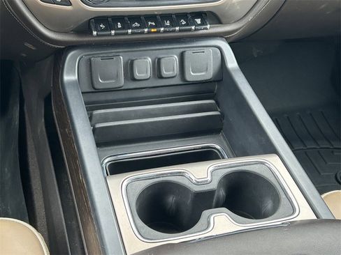 Used 2019 GMC Sierra 3500 Denali w/ Duramax Plus Package image 21