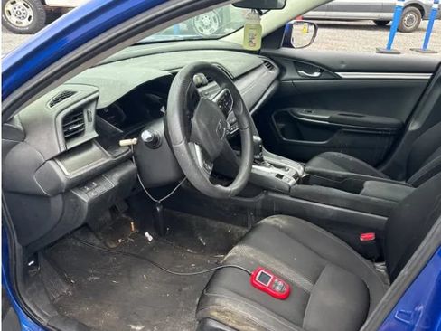 Used 2020 Honda Civic LX image 2