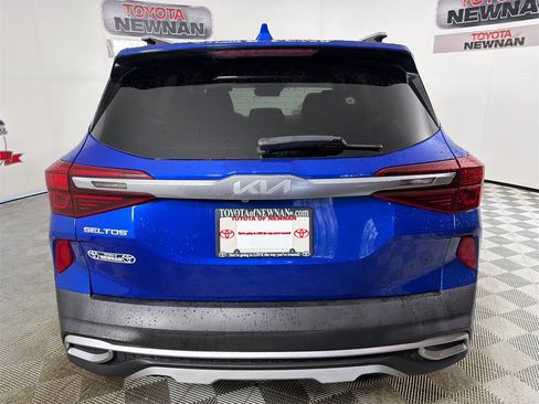 Used 2023 Kia Seltos S image 4