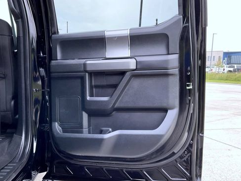 Used 2016 Ford F150 XLT w/ Equipment Group 302A Luxury AWD/4WD image 18