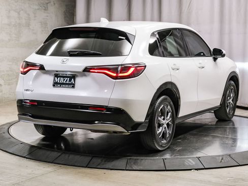 Used 2024 Honda HR-V EX-L image 4