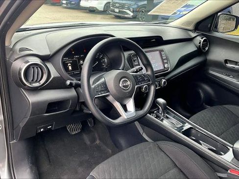 Certified 2023 Nissan Kicks SV image 16