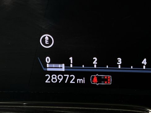 Used 2023 Cadillac Escalade Sport image 15