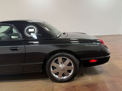 Used 2002 Ford Thunderbird image 35
