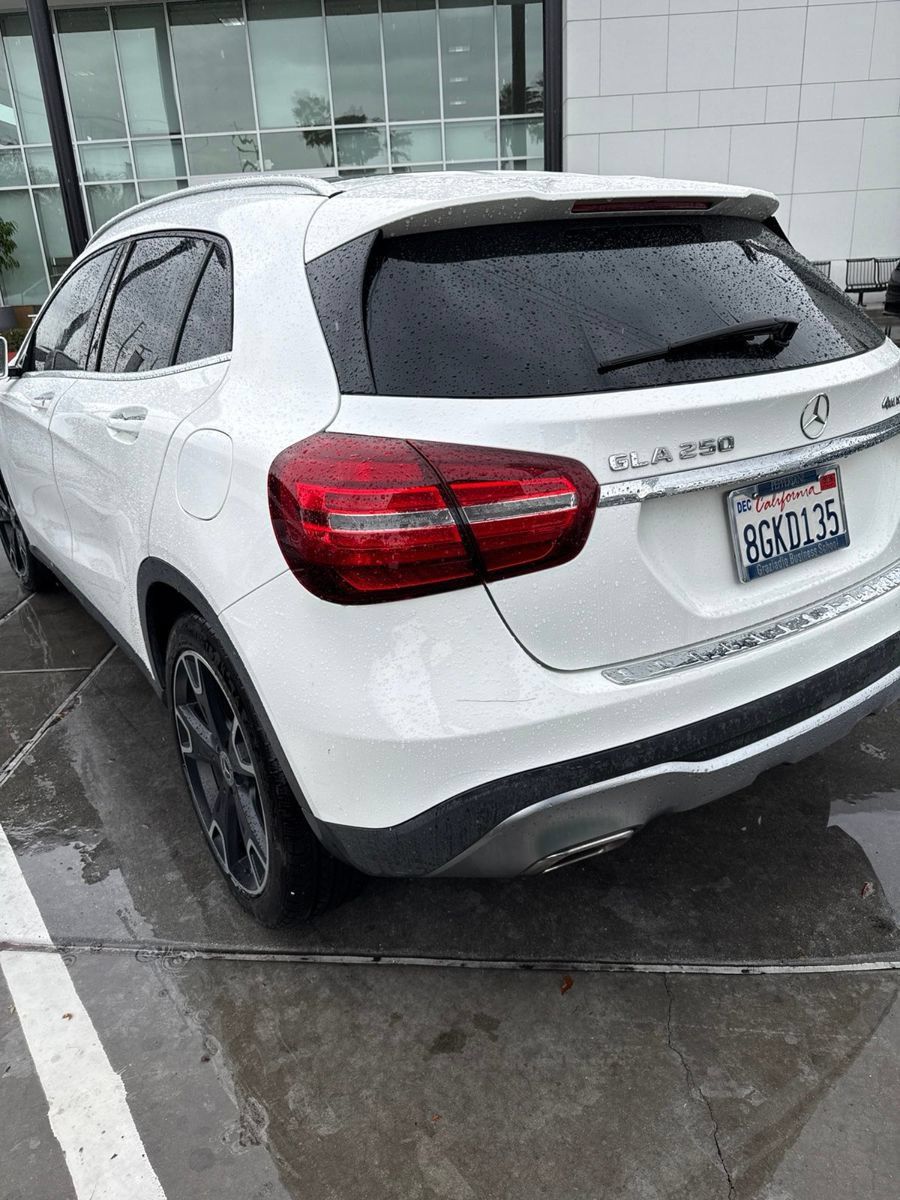 Used 2019 Mercedes-Benz GLA 250 4MATIC image 4