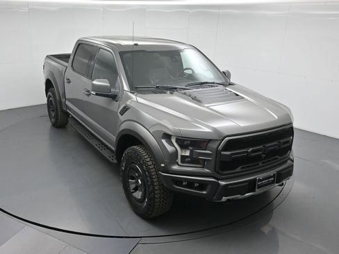 Used 2018 Ford F150 Raptor w/ Equipment Group 802A Luxury image 40